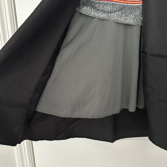 Harry Potter Hermione Granger Gryffindor Robe Dress Costume Girl Size S/P(4-6x) - Picture 6 of 10